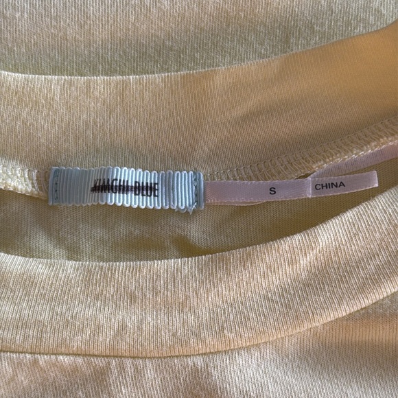 E Kimchi Blue Women’s Small Layered Ruffle Sleeve Cropped Shirt Unfinished Hem - Picture 5 of 6